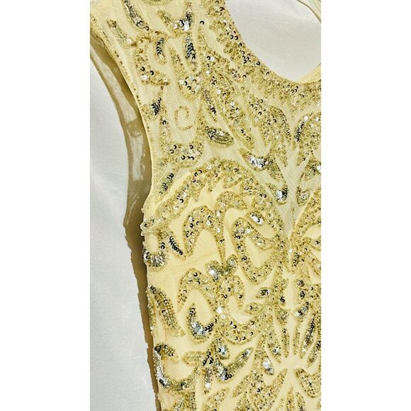 Elegant Y2k White Lace & Silver Dazzling Sequenced Dress - Picture 9 of 12